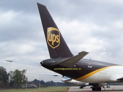 Se estrella avión de UPS en Birmingham, Alabama