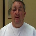 Ateo golpea brutalmente a un pastor evangélico