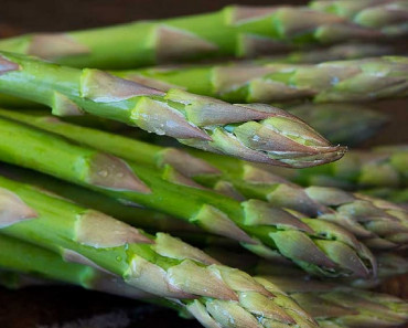 Espárragos: algunas razones para comerlos y cómo cocinarlos.